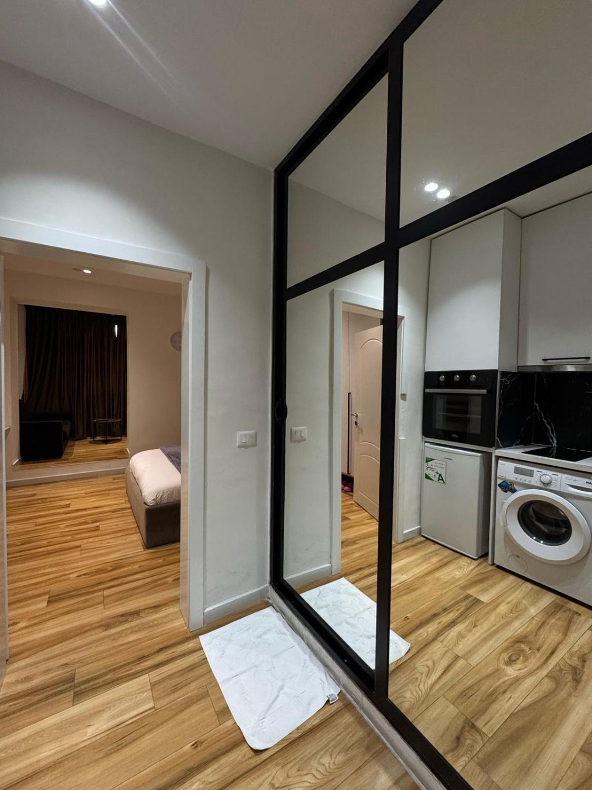 Luxury Apartments Blloku Tirana Exterior foto